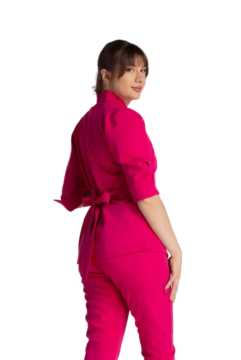 Bluza Elastica Elise roz, elegantă și funcțională, perfectă pentru un look profesional.