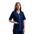 Bluza medicală Laura cu fermoar și trei buzunare - Inotex
